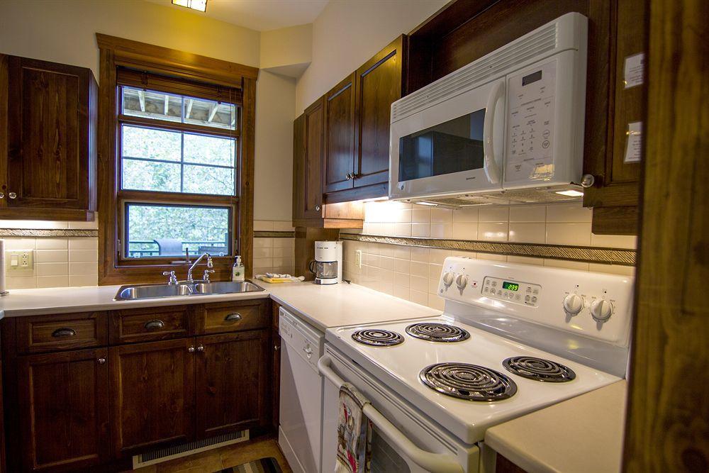 Apartament Tremblant Les Eaux - Location Adp Mont-Tremblant Zewnętrze zdjęcie