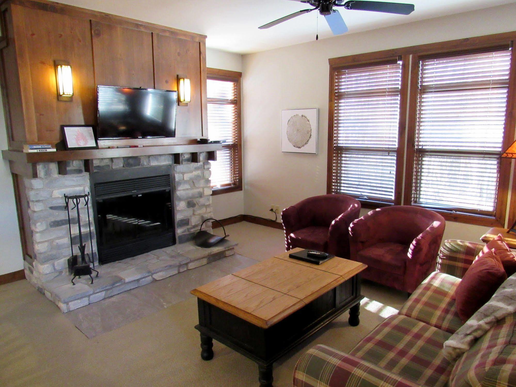 Apartament Tremblant Les Eaux - Location Adp Mont-Tremblant Zewnętrze zdjęcie