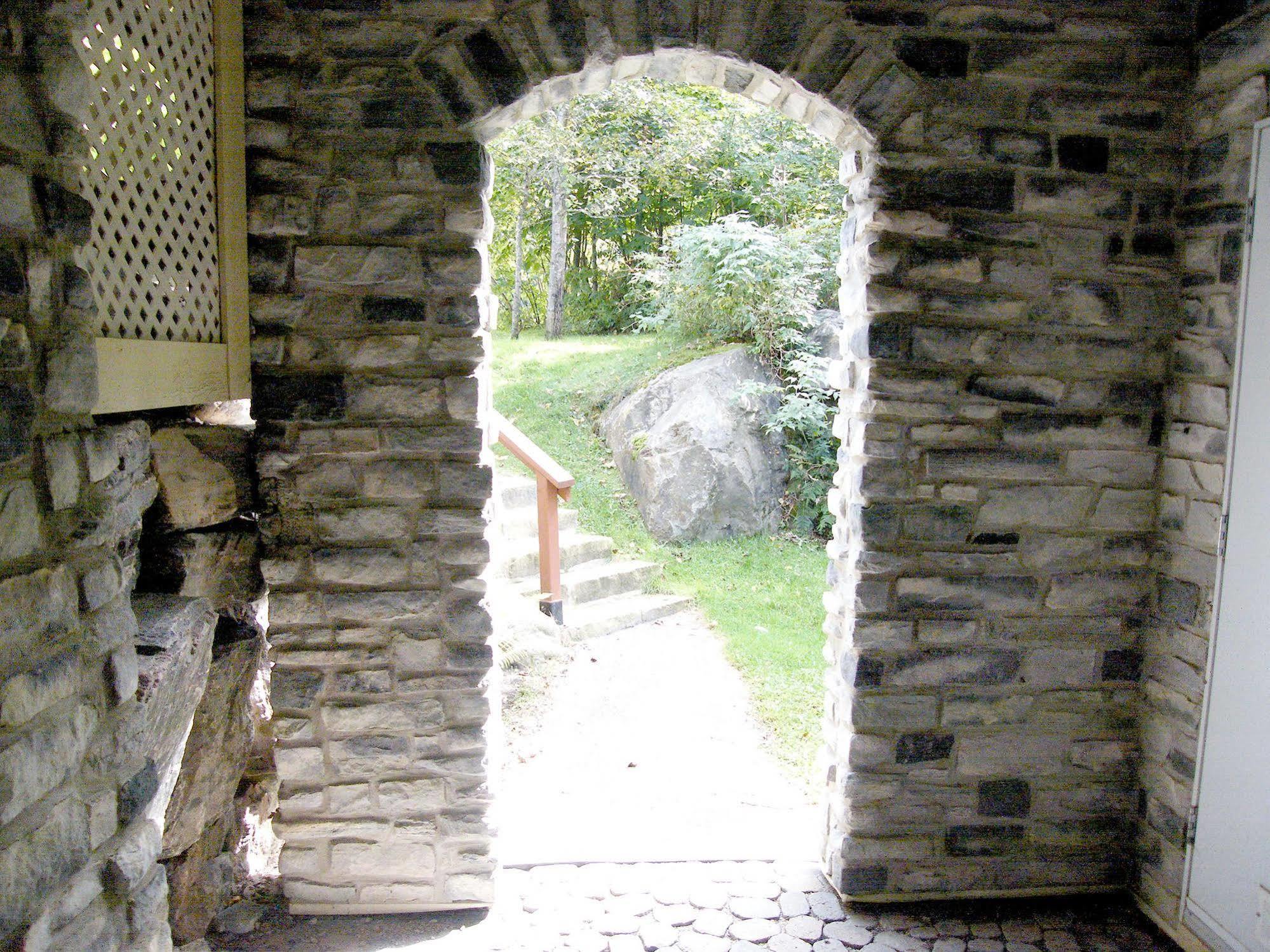 Apartament Tremblant Les Eaux - Location Adp Mont-Tremblant Zewnętrze zdjęcie